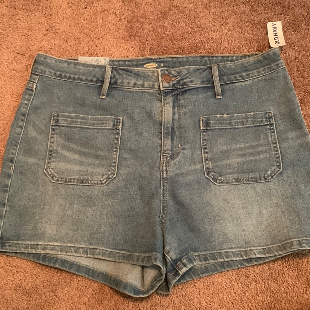 High rise shorts old navy 16